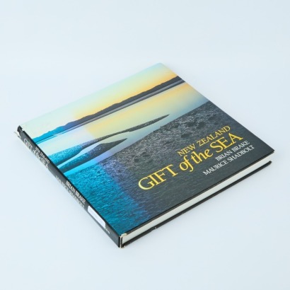 New Zealand Gift of the Sea by Brian Brake and Maurice Shadbolt