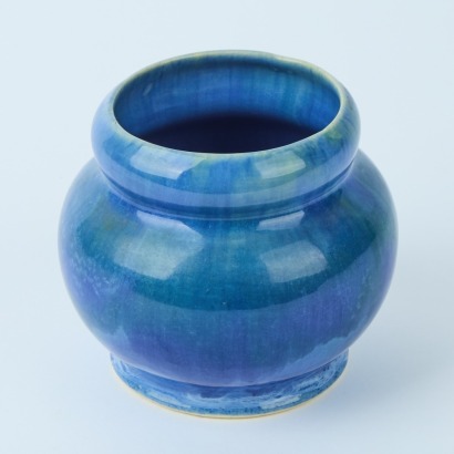 A Crown Lynn Blue Ambrico Fraction Pot