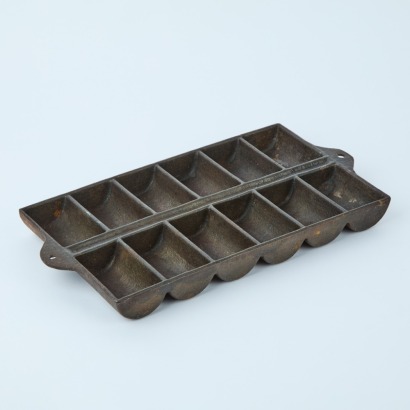 A Cast Iron Gem Tray