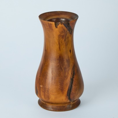 A 900-Year Swamp Kauri Wood-Turned Vase