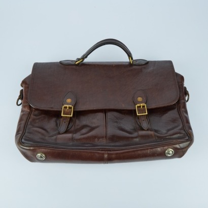A Rodd and Gunn Leather Satchel