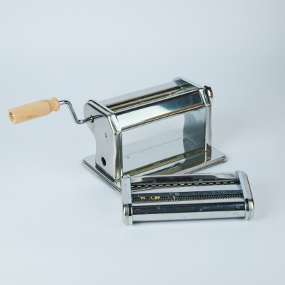 A Brava Pasta Machine