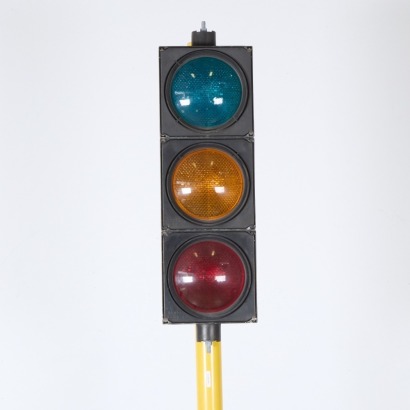 A Flashing Traffic Light