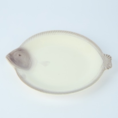 A Waechtersbach Fish Plate