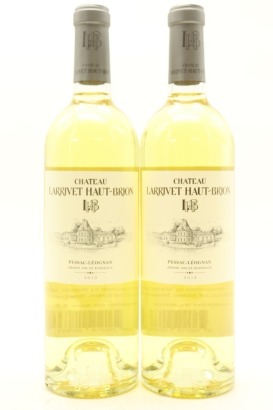 (2) 2019 Chateau Larrivet Haut-Brion Blanc, Pessac-Leognan &diams;