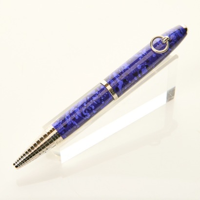 Montblanc, Muses Collection, Elizabeth Taylor Special Edition Fountain Pen, Fine Nib in 18ct Gold with Box - As new