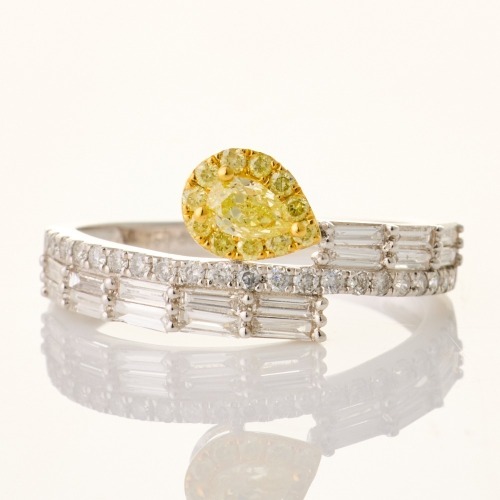 18ct White / Yellow Gold, Modern, .72ct Diamond Dress Ring - Near new