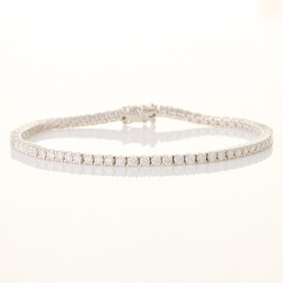 18ct White Gold, 3.03ct Diamond Tennis Bracelet - Near new
