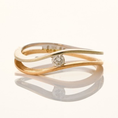 18ct Yellow Gold, Wave Design .09ct Diamond Ring