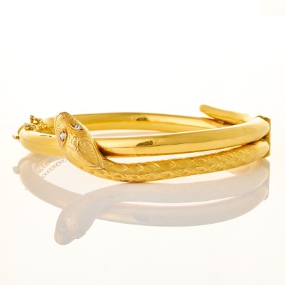 18ct Yellow Gold, Antique, Hollow Hinged Snake Bangle, with .08ct Diamond Eyes