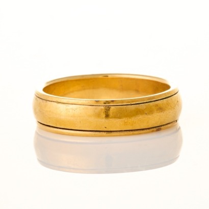 9ct Yellow Gold, 5.7mm Wide Band, Size S