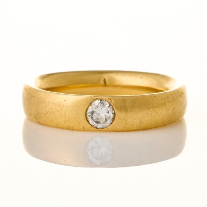18ct Yellow Gold, .17ct Diamond Band, Size N