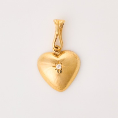 9ct Yellow Gold, Vintage, Heart Shaped .02ct Diamond Pendant
