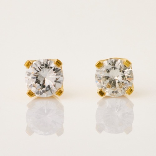 18ct Yellow Gold, .60ct Brilliant Cut Diamond Stud Earrings