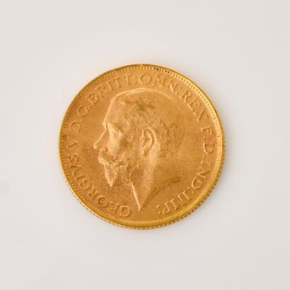 A full, 1913 Sovereign Coin of 22mm in Diameter