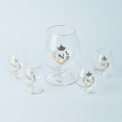 A Mid-Century Napoleon Brandy Pouring Balloon and Set of Four Glasses Glasses