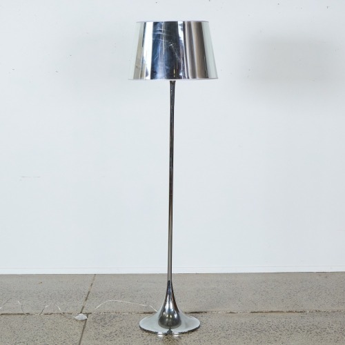 A London Floor Lamp by Ideal Lux Italy
