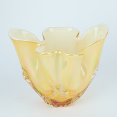 An Irridescent Iwatsu Hineri Art Glass Vase circa 1960s