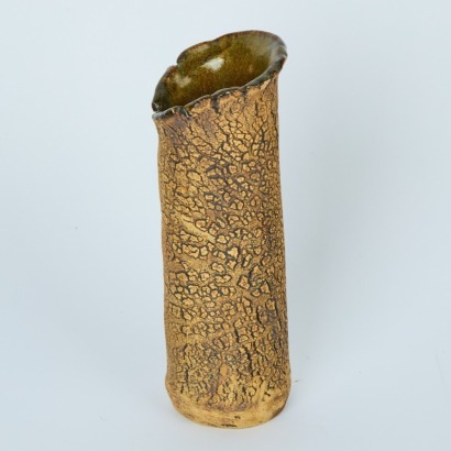 An Earthenware Speciman Vase