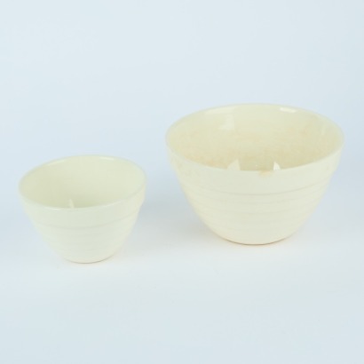 A Pair of Crown Lynn Beehive Bowls