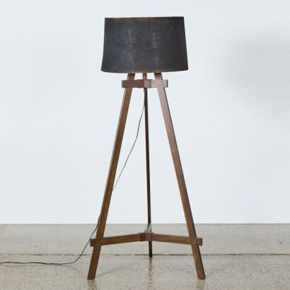 A Minimal Tripod Based Floor Lamp