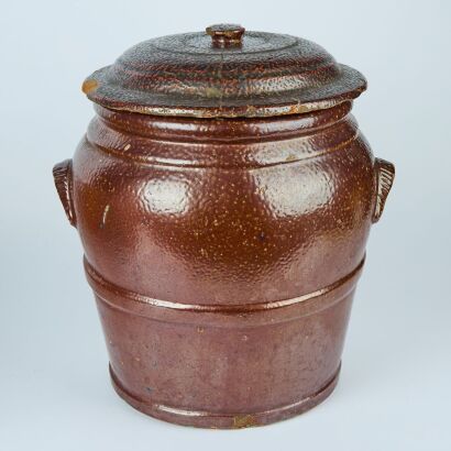 A New Zealand Brick Large Crock with Rare to Find Lid A/F