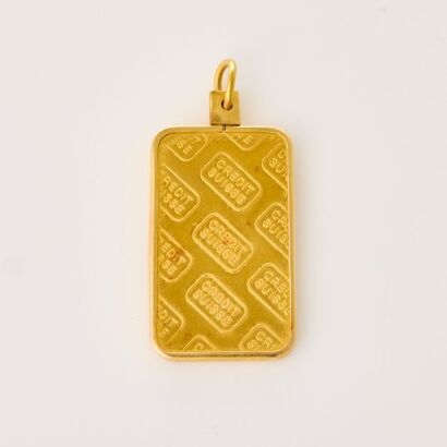 24ct Yellow Gold 'Credit Suisse' 10 Gram Ingot / 14ct Yellow Gold Pendant