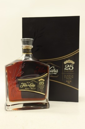 (1) Flor de Cana Centenario 25 Year Old Single Estate Rum, Nicaragua, 40% ABV, 700ml (GB)