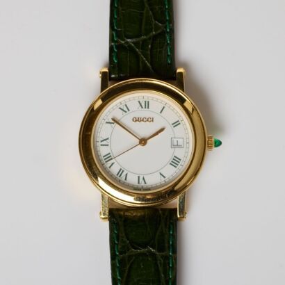 Stainless Steel / Gold Plated, 34mm Gucci 7200M Quartz Wristwatch
