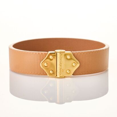Louis Vuitton, Rose Velours Electric Epi Spirit Bracelet, Size 19