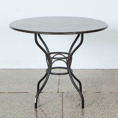 An Indoor/Outdoor Circular Table