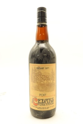(1) 1971 Cedars Vinayrds Vintage Port, Kumeu