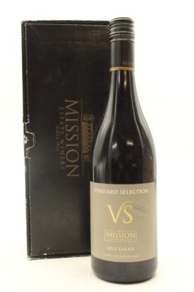 (1) 2010 Mission Estate Winery VS Vineyard Selection Syrah, Hawke's Bay (GB)