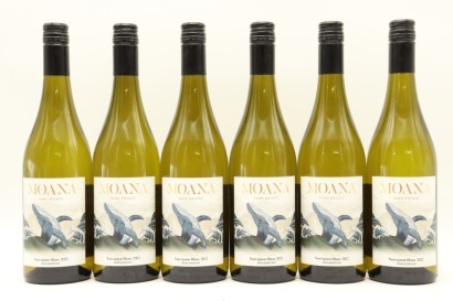 (6) 2022 Moana Park Estate Series Sauvignon Blanc, Hawke's Bay
