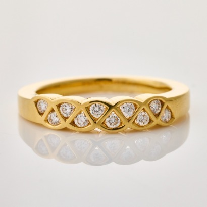 18ct Yellow Gold, .25ct Ten Stone Diamond Dress Ring - Near new