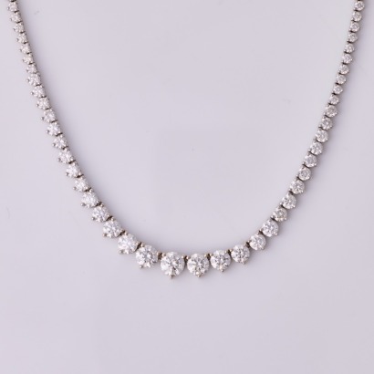 18ct White Gold, 42cm, 8.52ct Riviera Graduated Diamond Necklace, GIA report for Five Main Diamonds