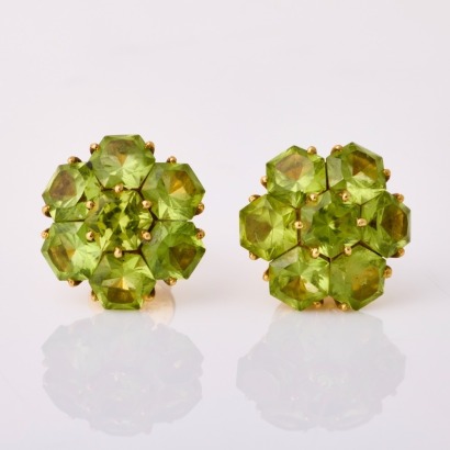 18ct Yellow Gold, Modern, Peridot Flower Earrings