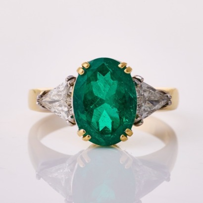 18ct Yellow / White Gold, Modern, 3.69ct Emerald / .70ct Diamond Ring