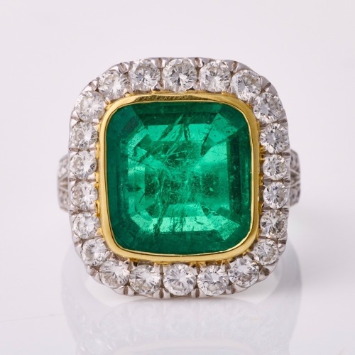 An important, 18ct Yellow / White Gold, 6.00ct Emerald / 1.95ct Diamond Cocktail Ring