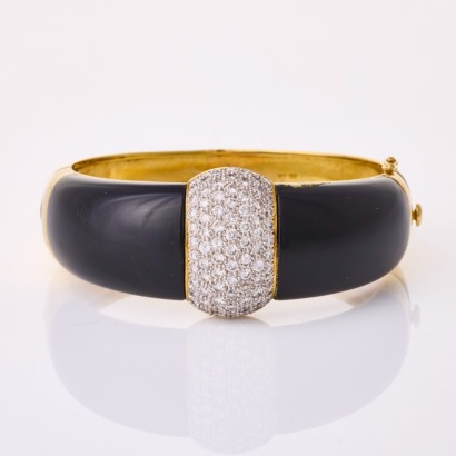18ct Yellow Gold, Onyx / 3.00ct Diamond Bangle