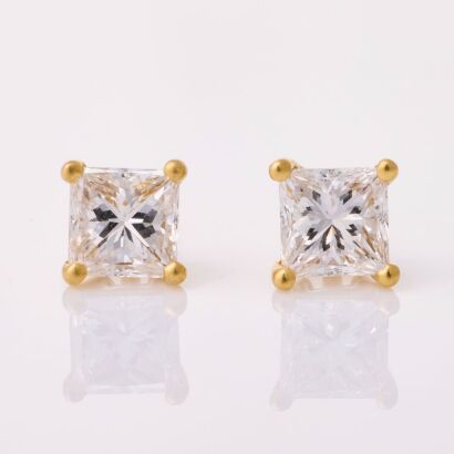 18ct Yellow Gold, 1.18ct Princess Cut Diamond Stud Earrings