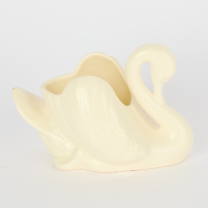 A Small Crown Lynn Swan