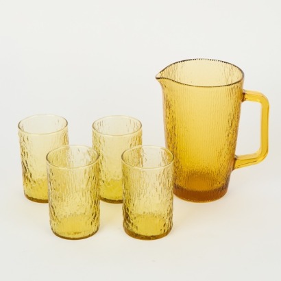 An Amber Glass Iceberg Jug and Tumblers