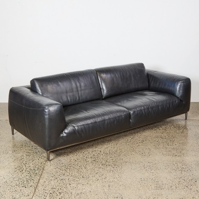 A Leather Lounge Suite