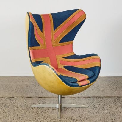 A Vintage Union Jack Fibreglass Egg Chair
