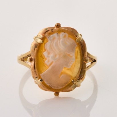 9ct Yellow Gold, Shell Cameo Ring