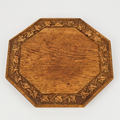 An Antique Ivy Detailed Carved Hexagonal Cheese Board Circa 1940