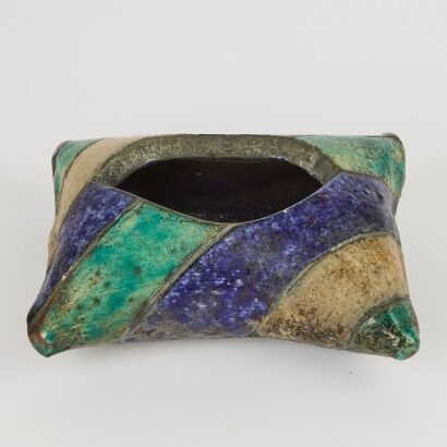 A Nicky Jolly Studio Pottery Vase