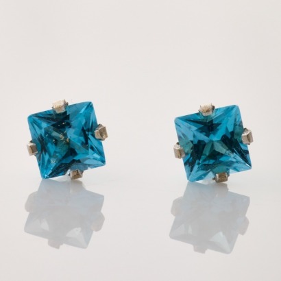 14ct White Gold, 4.00mm Topaz Stud Earrings