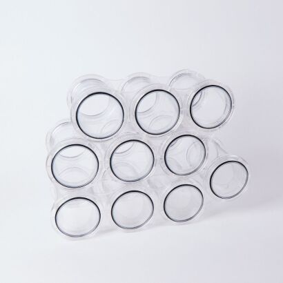 A Design Chain Wine Bottle Holder